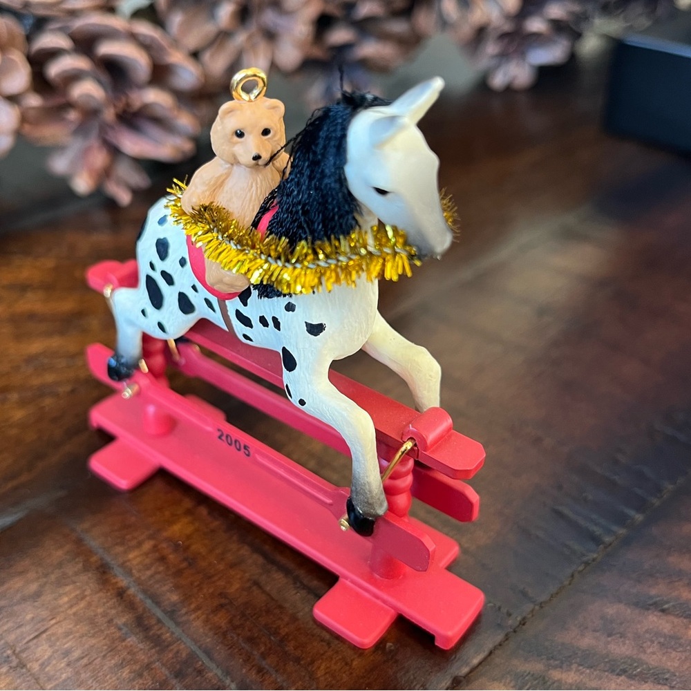 2005 Hallmark Keepsake Ornament